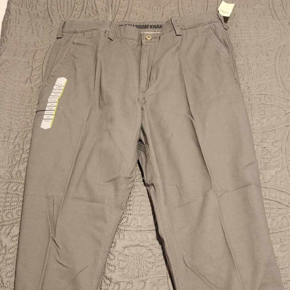 Duluth Trading Flex Men's Ballroom Khakis